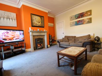 3 Bed Terraced House, Hawthorne Road, BB11
