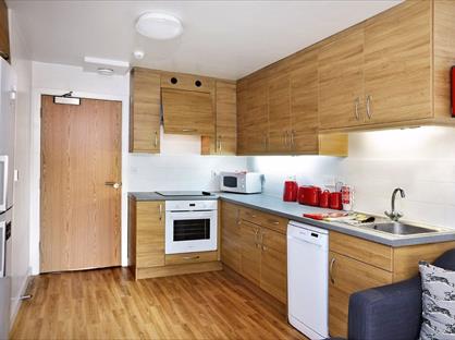 4 Bed Flat, Fieldings Lodge, SO22