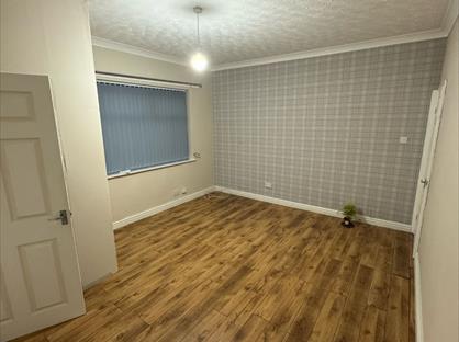 3 Bed End Terrace, Avondale Street, WF2