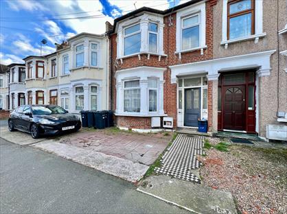 2 Bed Flat, Mortlake Road, IG1