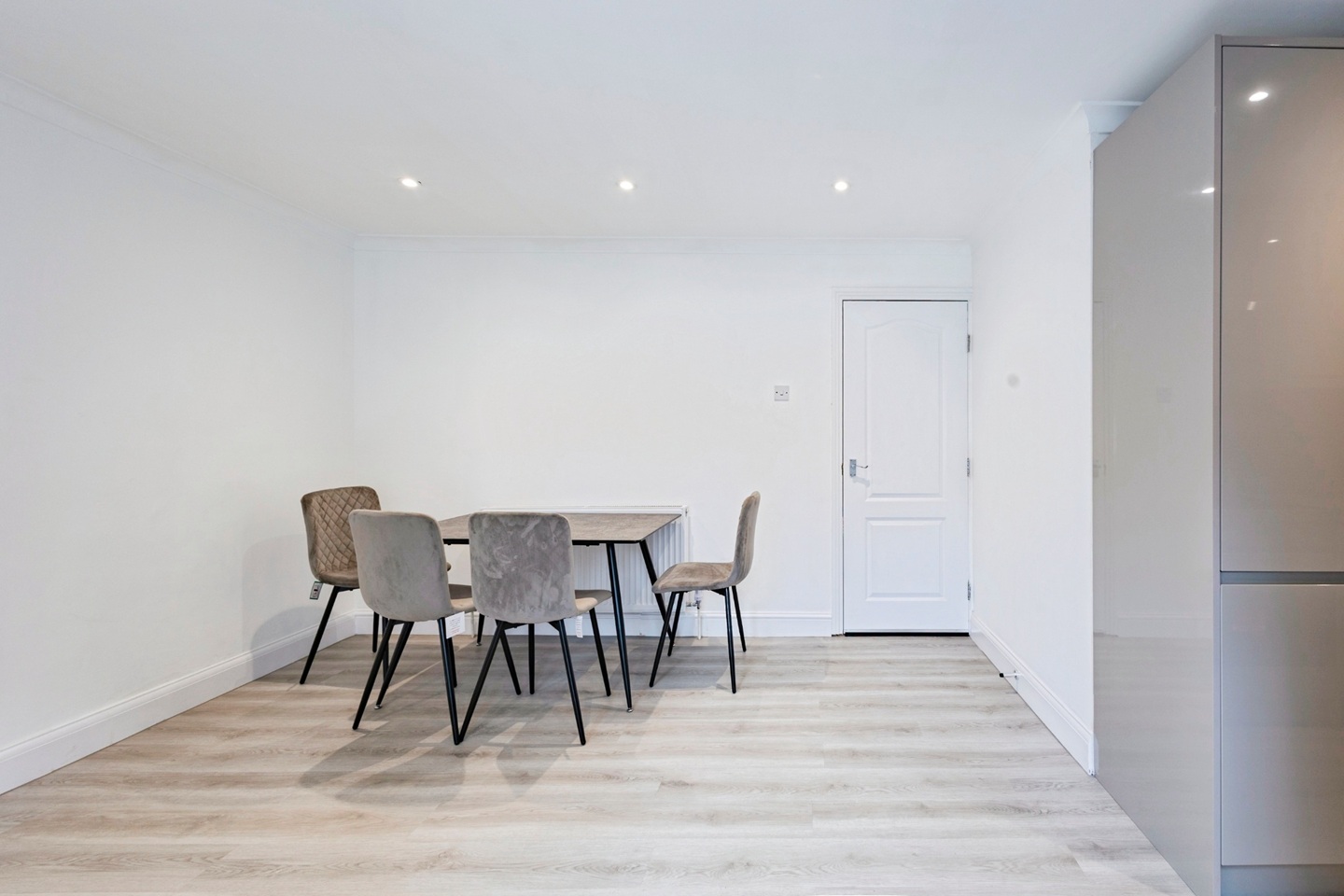 Additional image 10 of 4 Bed Flat, Brondesbury Road, NW6, N1 7GU