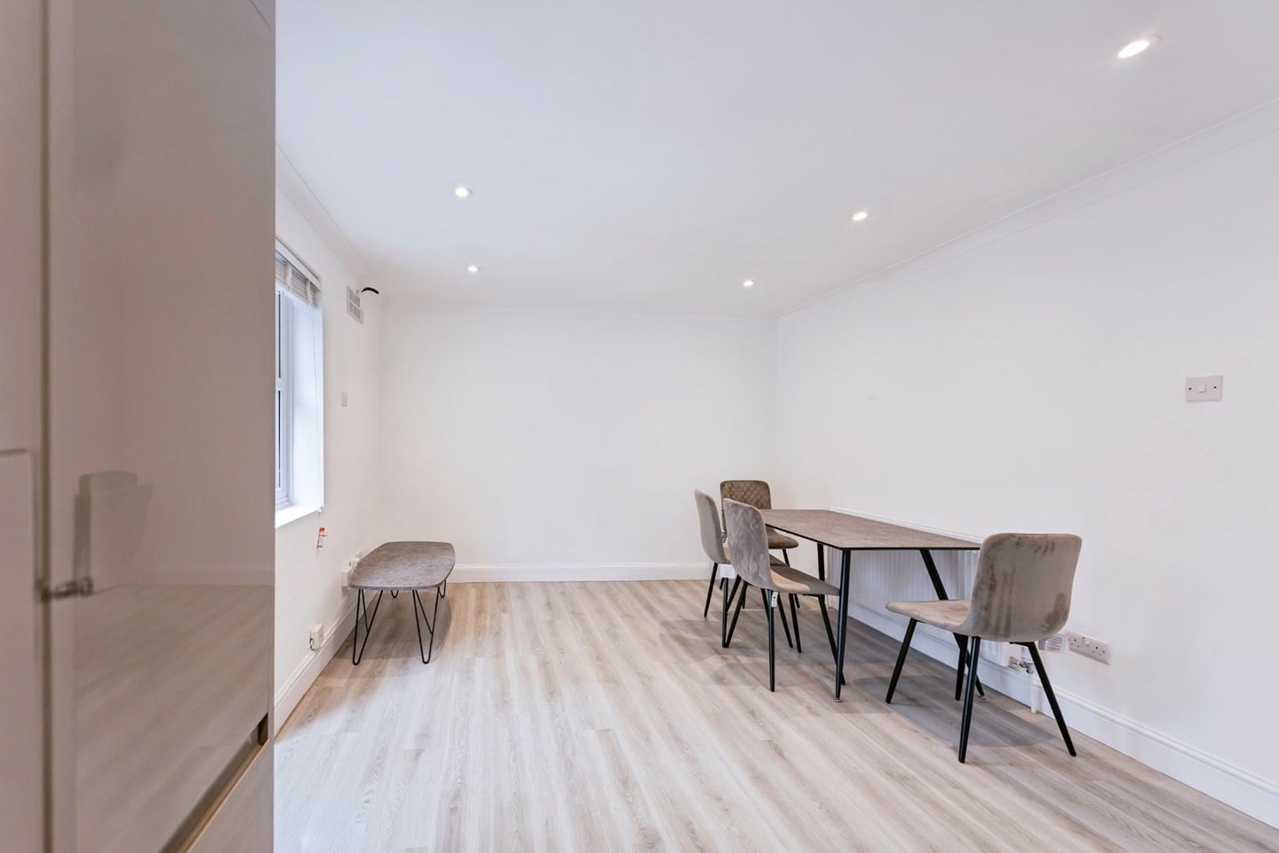 Additional image 11 of 4 Bed Flat, Brondesbury Road, NW6, N1 7GU