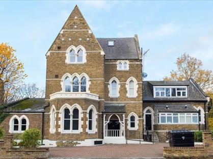 1 Bed Flat, Crescent Road, N8