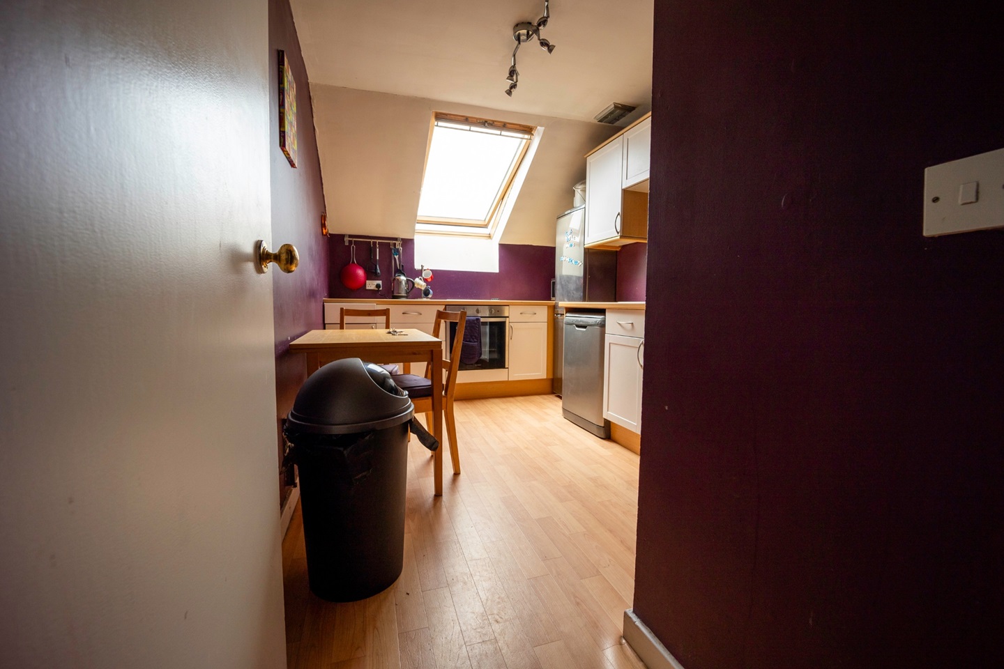 Edinburgh 1 Bed Flat, Bothwell Street, EH7 To Rent Now for £950.00 p/m