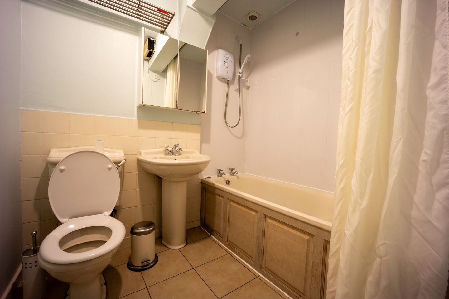 Edinburgh 1 Bed Flat, Bothwell Street, EH7 To Rent Now for £950.00 p/m