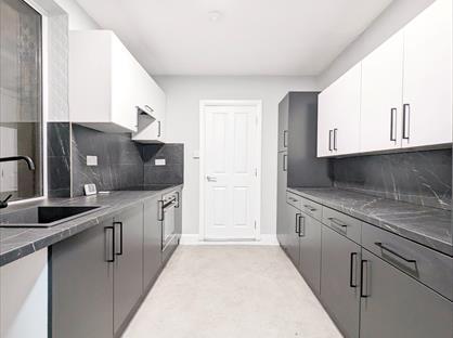 5 Bed Terraced House, Beaconsfield Road, EN3