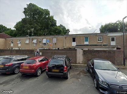 2 Bed Flat, Oakley Square, RH11