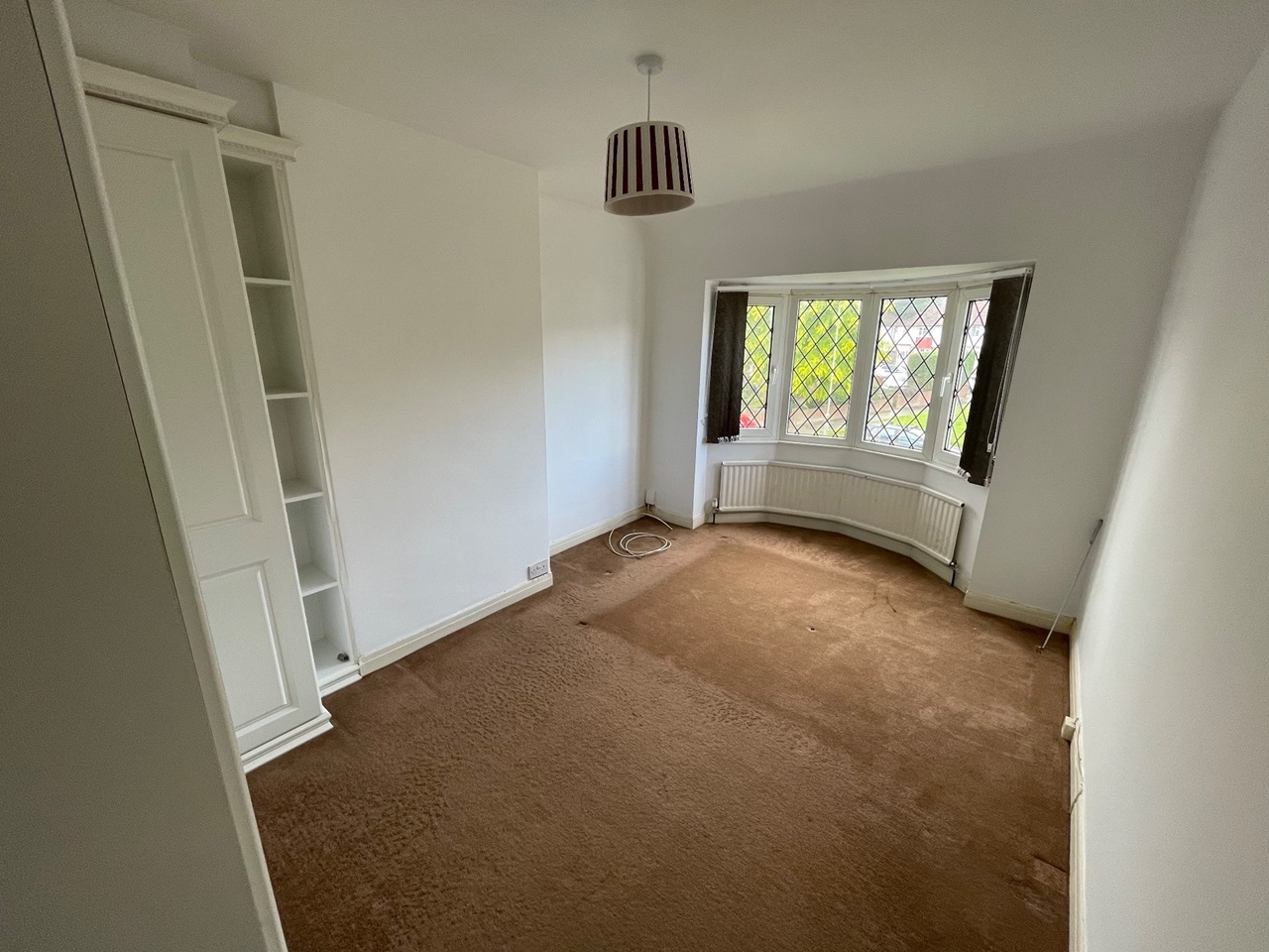 Orpington 3 Bed SemiDetached House, The Greenway, BR5 To Rent Now