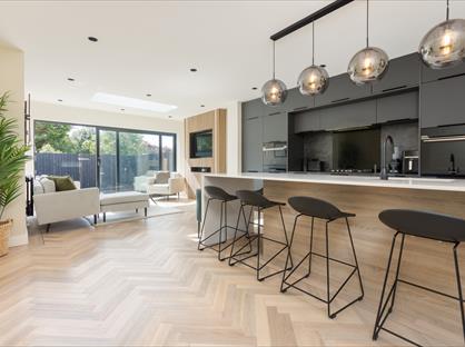 4 Bed Terraced House, Hest Bank Road, LA4