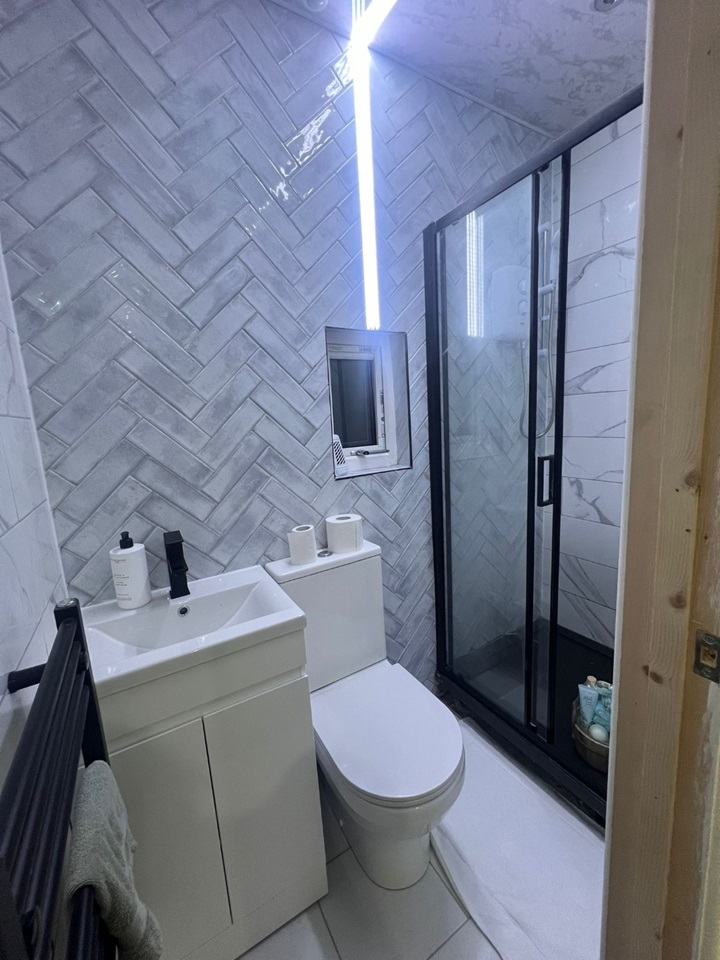 Birstall, Leicester 1 Bed Flat, Hollytree Avenue, LE4 To Rent Now