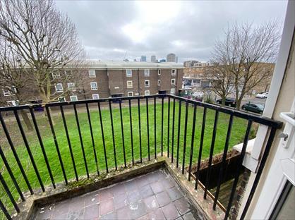 1 Bed Flat, Teviot Street, E14