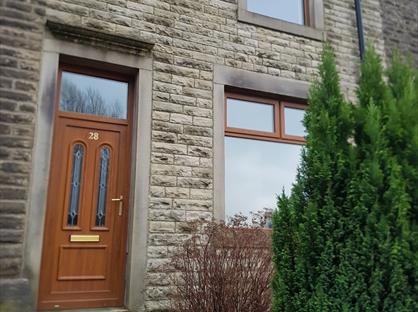 2 Bed Terraced House, Langroyd Road, BB8