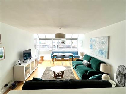 2 Bed Flat, O'donnell Court, WC1N