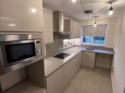 1 Bed Flat, Grange Gardens, SG12