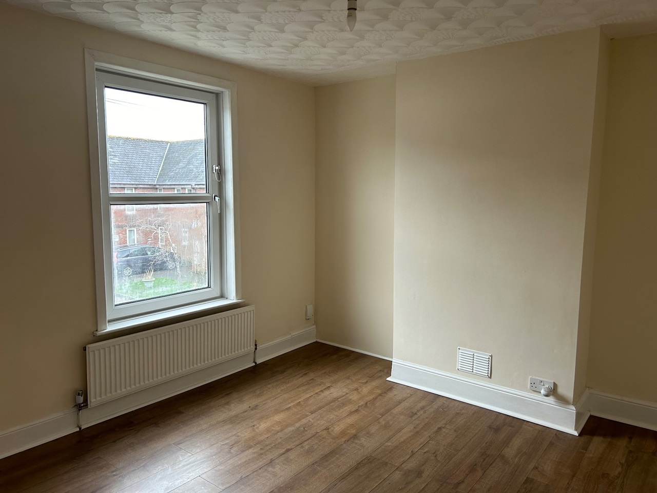 Gosport 3 Bed Terraced House, Alver Road, PO12 To Rent Now for £