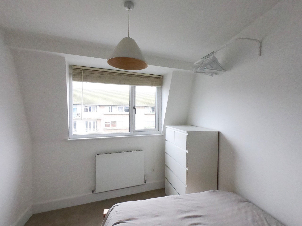Amersham 1 Bed Flat, Hill Avenue, HP6 To Rent Now for £1,100.00 p/m