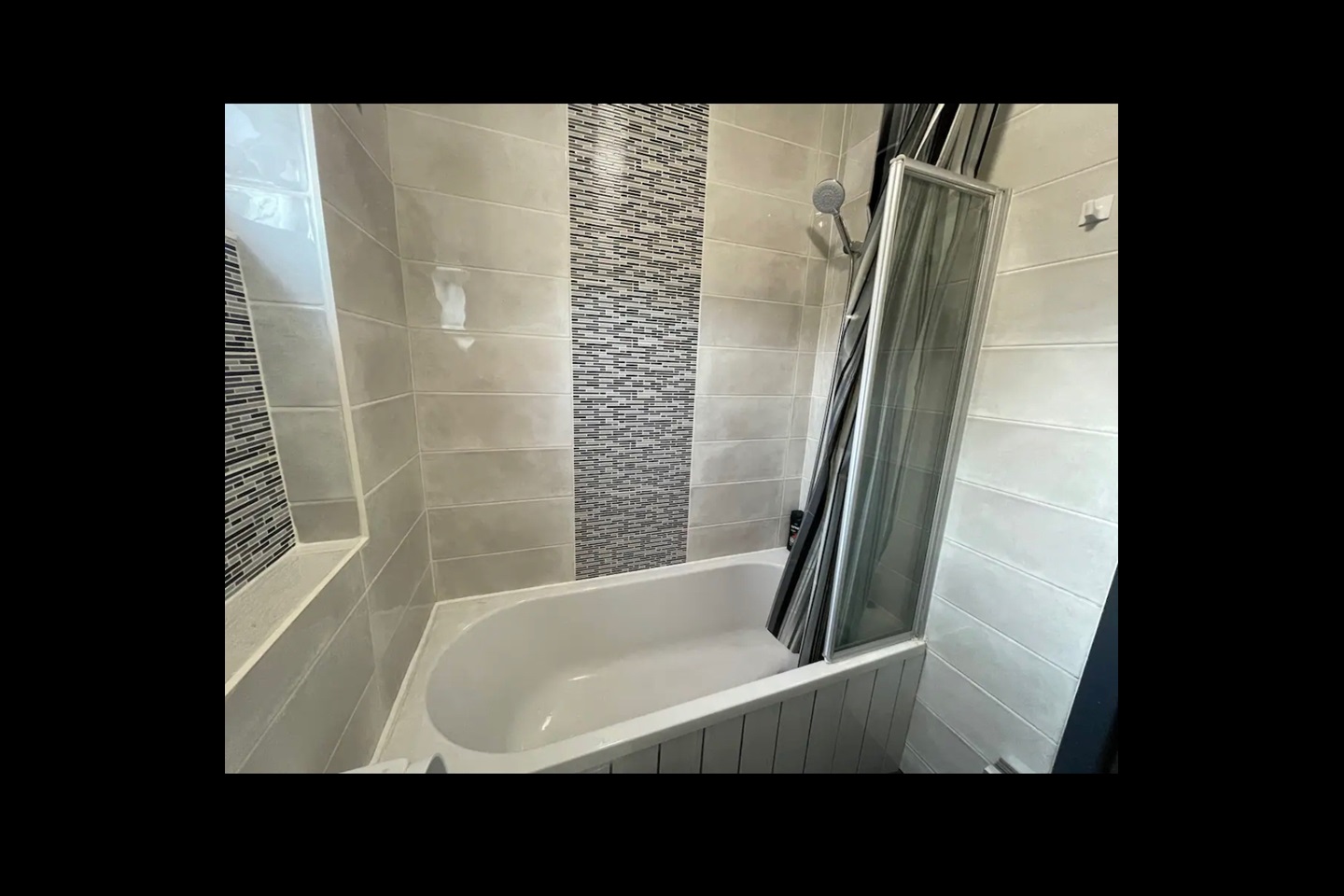 Salford Manchester Room in a Shared Flat, Salford Manchester, M3 To