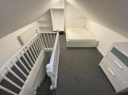 Room in a Shared House, Langworthy Road, M6