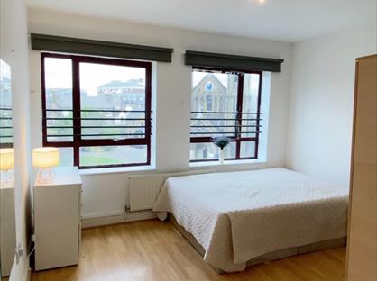 Room in a Shared Flat, Harrow Road, W10