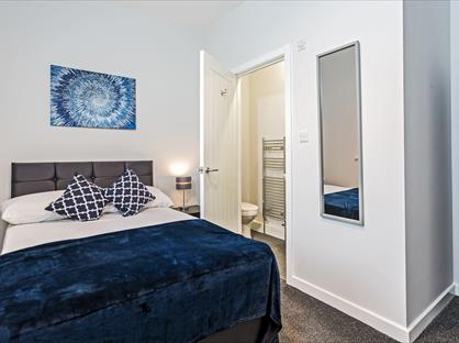 Room in a Shared House, Greasbrough Road, S62