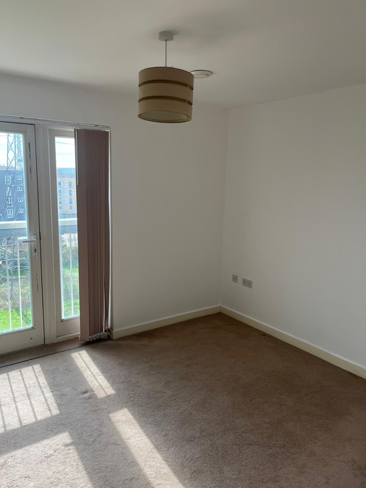 Barking 1 Bed Flat, Ernest sdale House, IG11 To Rent Now for £