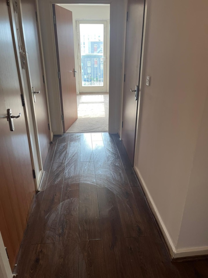 Barking 1 Bed Flat, Ernest sdale House, IG11 To Rent Now for £