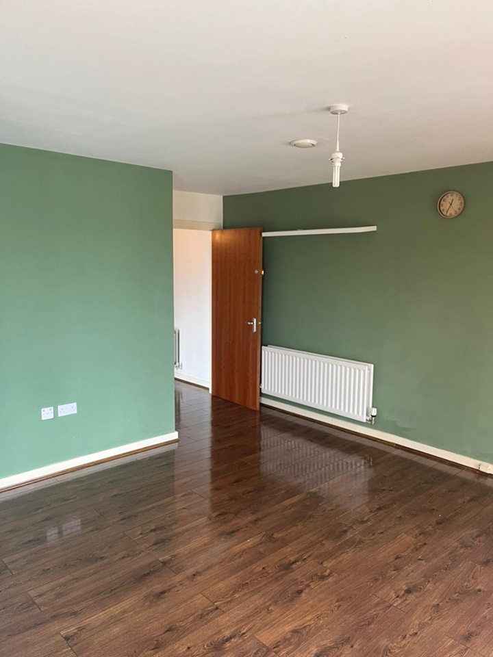 Barking 1 Bed Flat, Ernest sdale House, IG11 To Rent Now for £