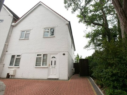 3 Bed Semi-Detached House, Langley Road, BH14