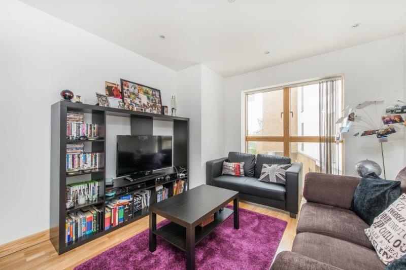 London 2 Bed Flat, Harley House, E14 To Rent Now for £1,999.00 p/m