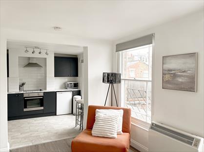 1 Bed Flat, Roman Road, E3