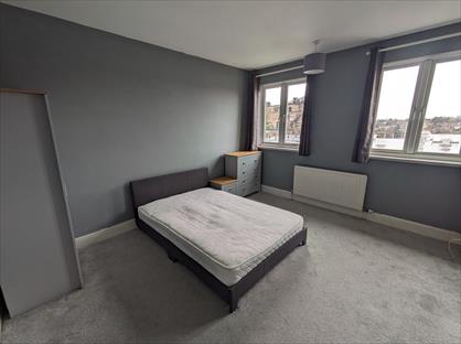 Room in a Shared Flat, High Street, NN16