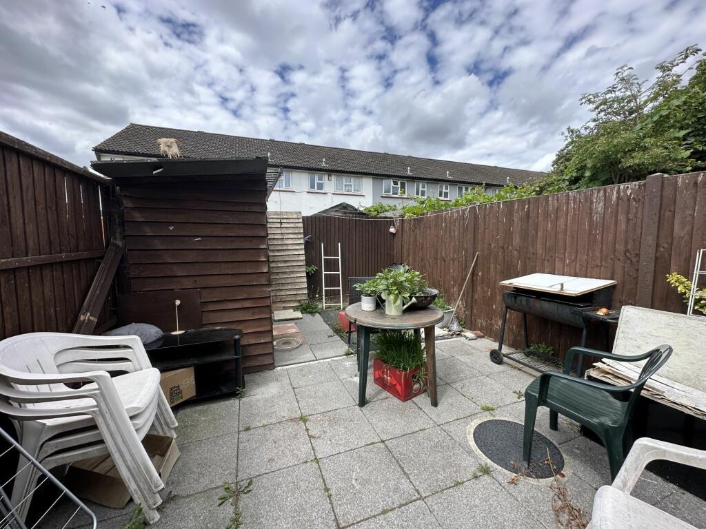 London 3 Bed Terraced House, Bramcote Grove, SE16 To Rent Now for £