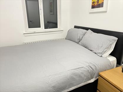 2 Bed Terraced House, Causeway Green Road, B68