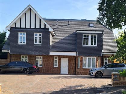 3 Bed Flat, Ark Apartments, CR2