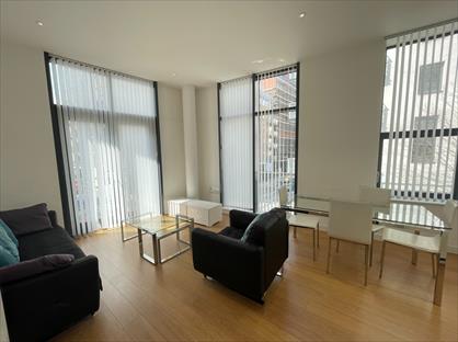 2 Bed Flat, Aegean Court, E3
