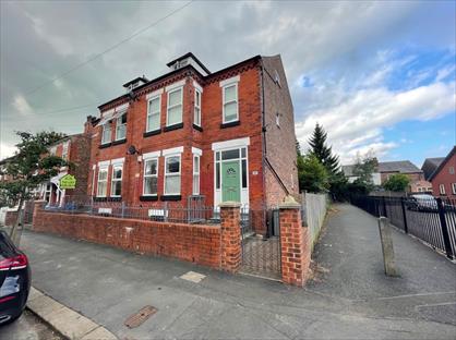 1 Bed Flat, Delamere Road, M41