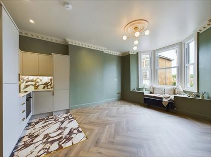 1 Bed Flat, Wood Bury, CT10