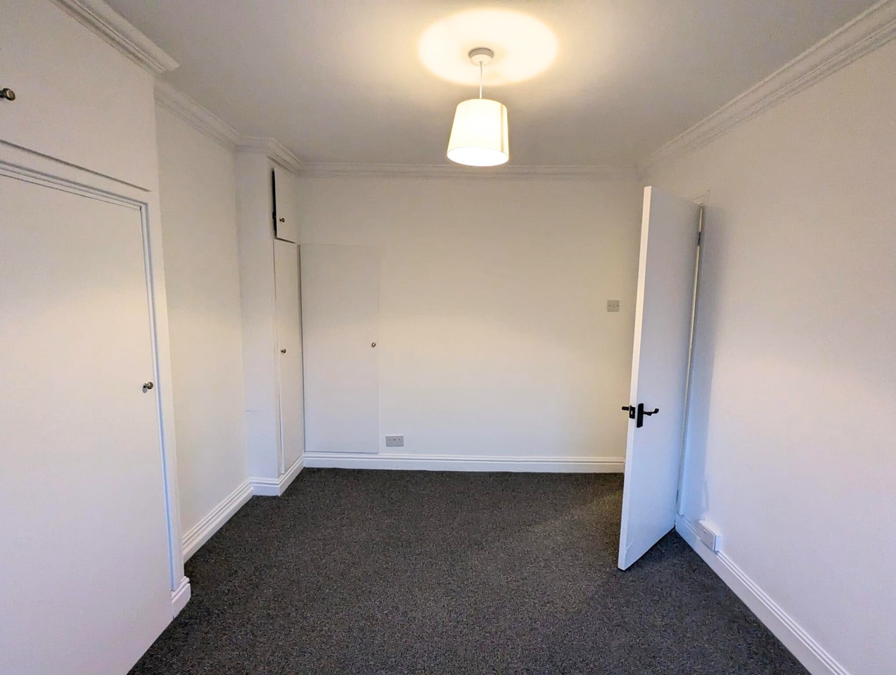 Oldham 3 Bed SemiDetached House, Worley Place, OL2 To Rent Now for