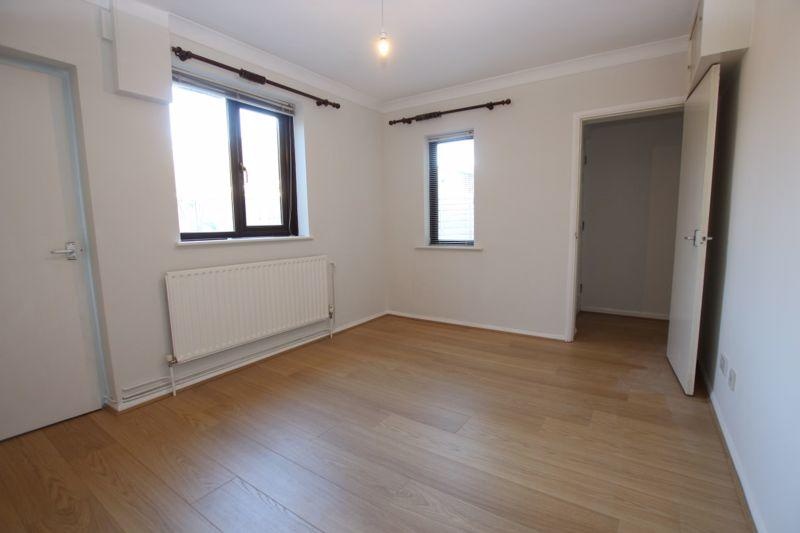 Kidlington 3 Bed Bungalow, Yarnton Road, OX5 To Rent Now for £1,800