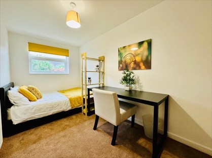 Room in a Shared House, Latham Road, CV5