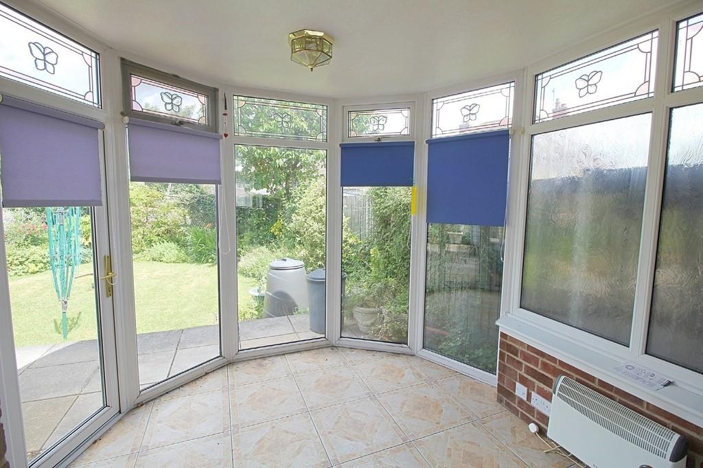 Wigston 3 Bed SemiDetached House, Ruskington Drive, LE18 To Rent