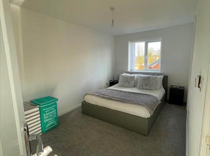 Studio Flat, Harehills Avenue, LS8