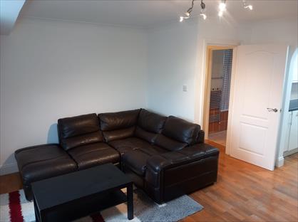 2 Bed Flat, Windsor Street, LU1