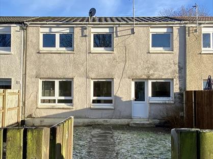 3 Bed Terraced House, Shiel Place, KA12