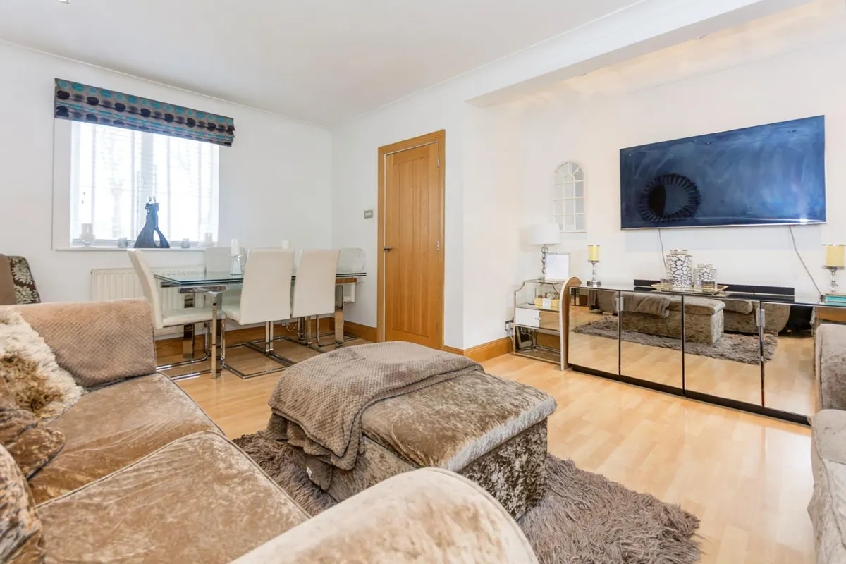 Additional image 5 of 3 Bed Terraced House, East Drive, B5, N1 7GU