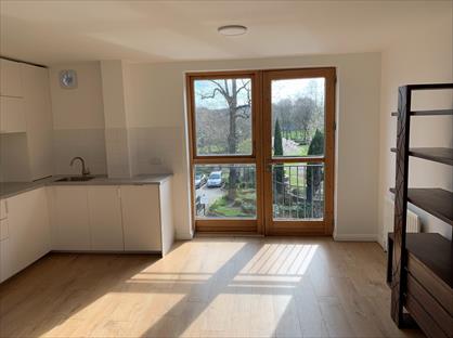 1 Bed Flat, Barrington Road, SW9
