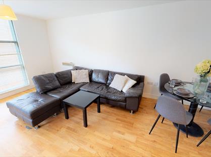 2 Bed Flat, Colquitt Street, L1