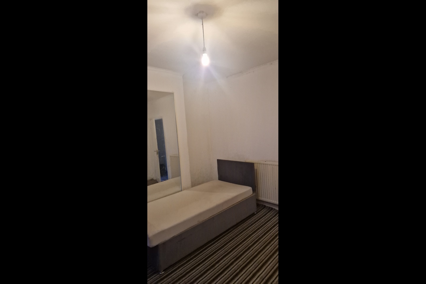 Crayford Room in a Shared Flat, Crayford High Street, DA1 To Rent
