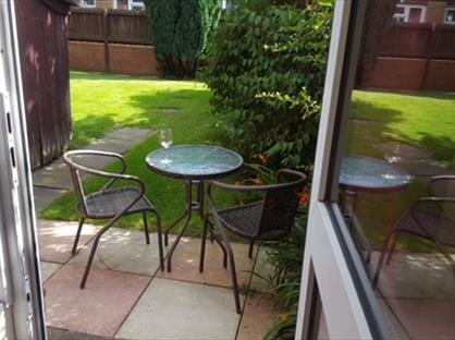 Room in a Shared House, Forbes Close, WA3