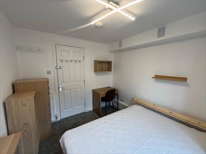 Room in a Shared Flat, Easter Dalry Road, EH11